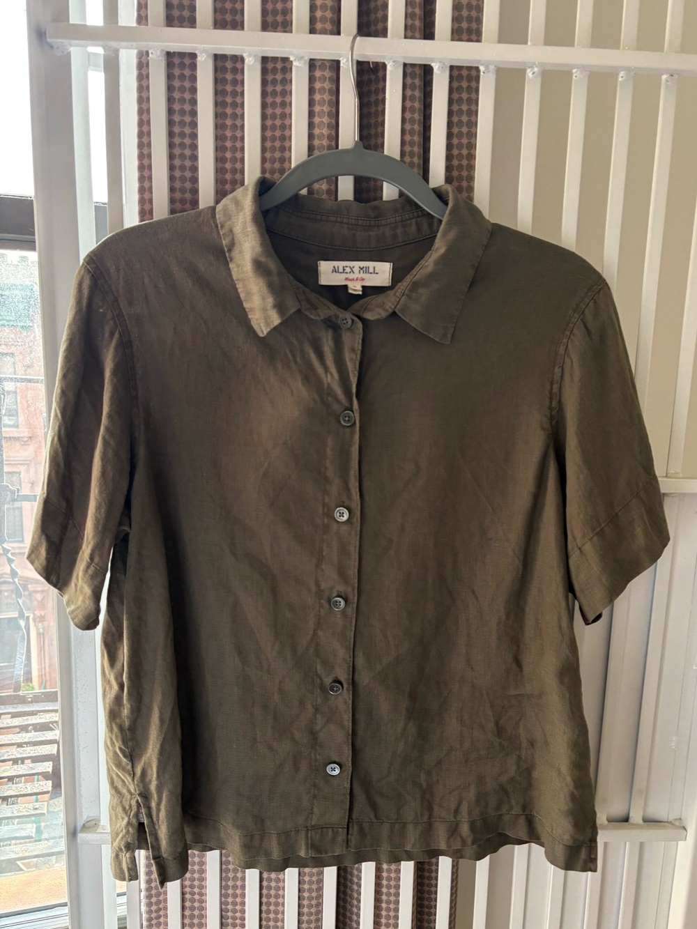 Alex Mill Maddie Linen Blouse in Deep Moss